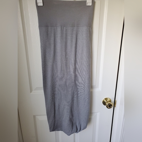 Urban Zen Gray Skirt Size Small Petite - Picture 5 of 5